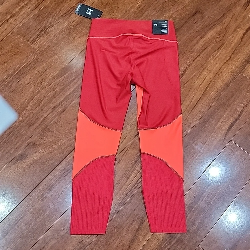 NWT Under Armour ankle leggings - Picture 7 of 16